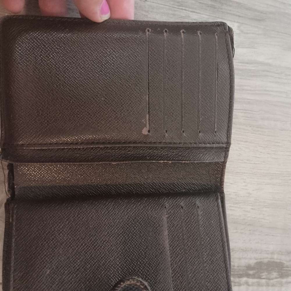 Authentic Louis Vuitton Damier kisslock women’s wallet w/ COA - Picture 11 of 14